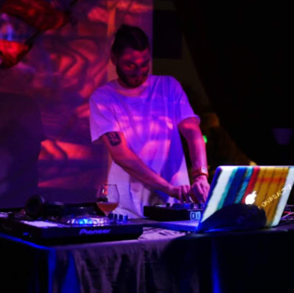 Meet your Posher, Drinkingmoonlight